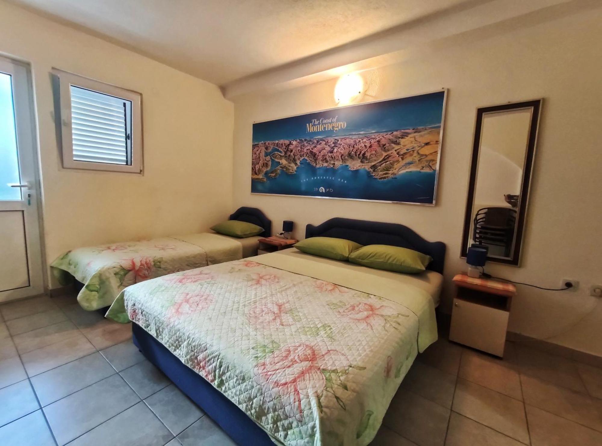 Petrovac Apartments Gvozdenovic מראה חיצוני תמונה